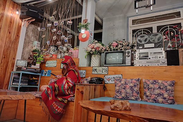 Mãi Thanh Xuân Coffee  - địa điểm ăn sáng lý tưởng