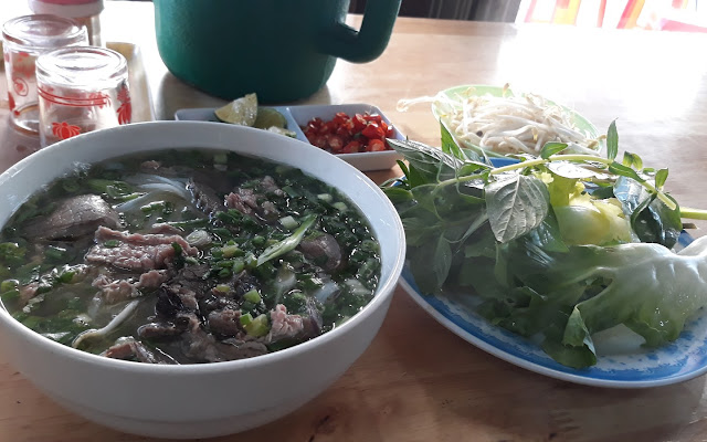 Phở Đêm Sài Gòn