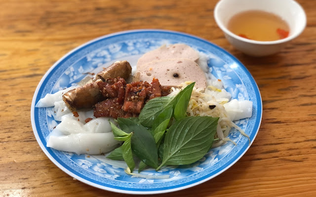 Bánh Căn Cô Thương