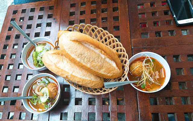 Bánh Mì Xíu Mại Chén 45